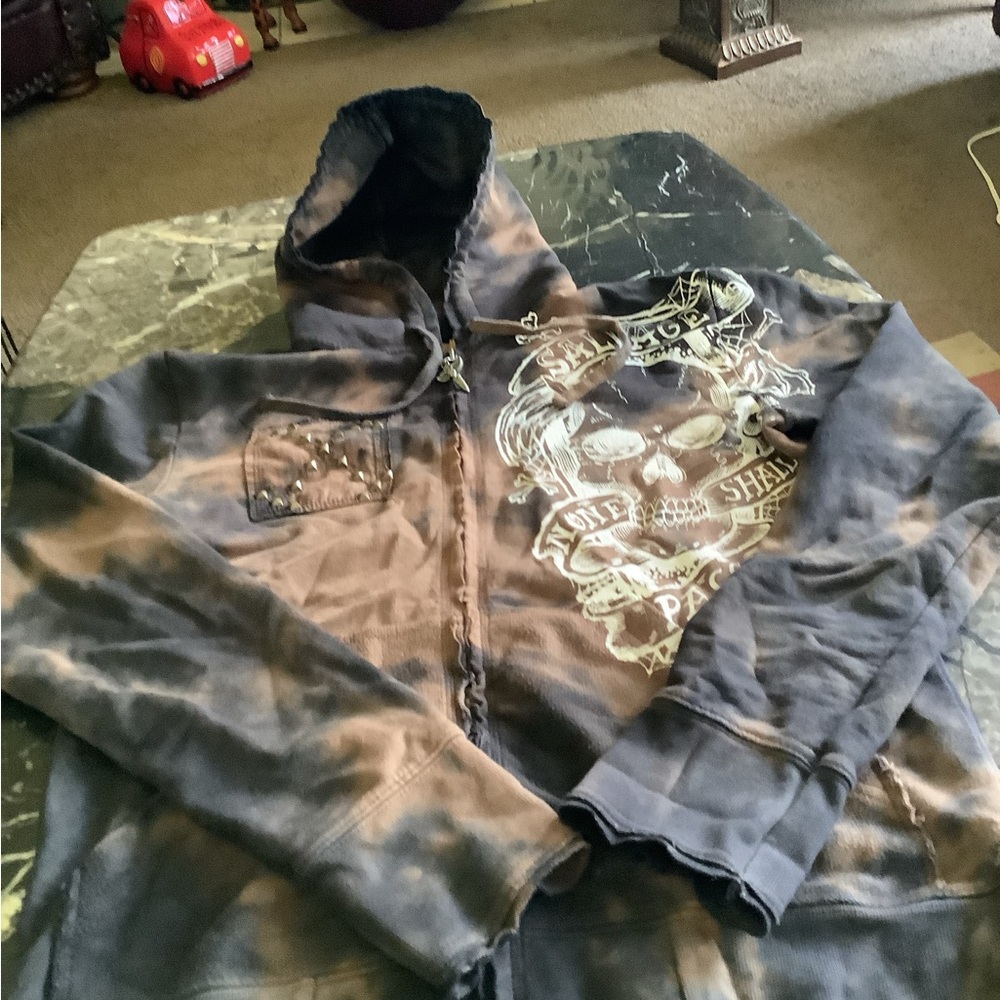 Vintage Y2K Salvage brand clothing men’s skull print none shall pass hoodie sz S